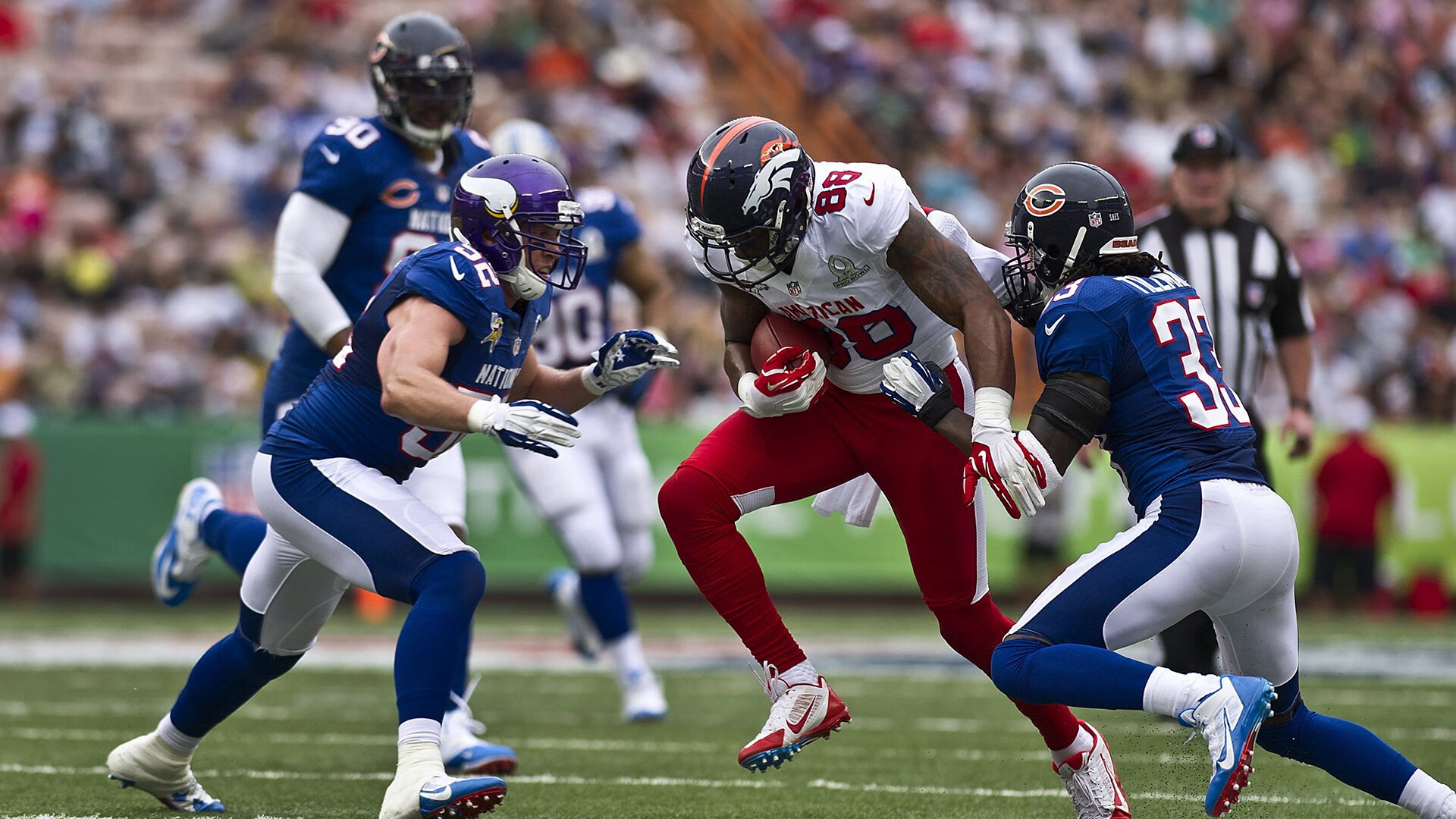 kaiyun.com-德甲最精彩瞬间：激烈对抗层出不穷，德甲身体对抗